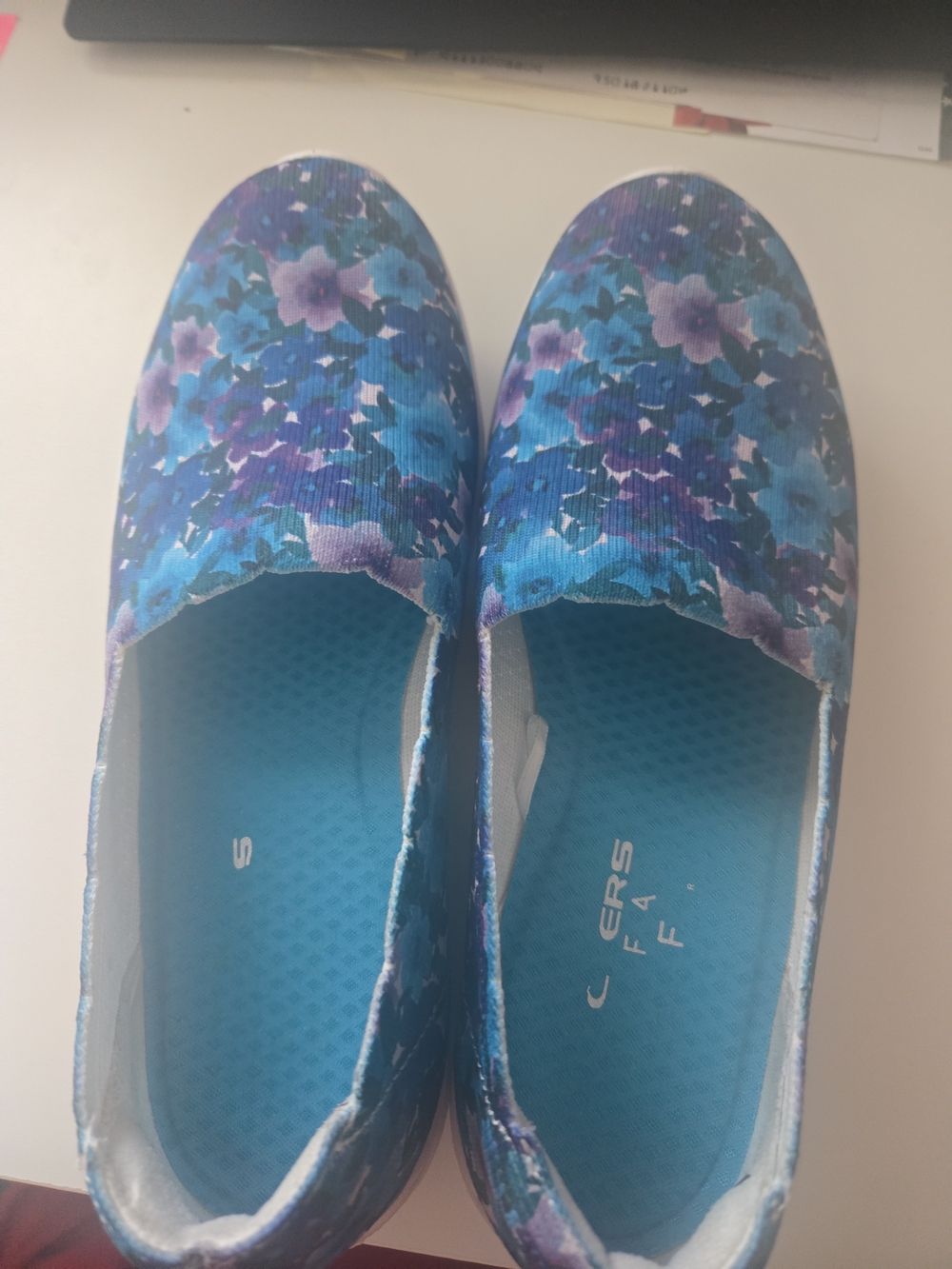 Skechers Slip-On Floral Canvas Women’s Shoes - Blue